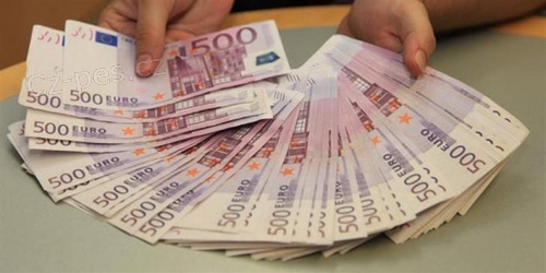 Nab�dka p�j�ky mezi velmi v�n�mi a velmi rychl�mi jednotlivci.